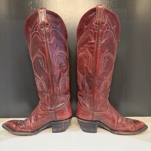 Vtg Hondo Women's Tall Deep Red Burgundy Distressed Leather Cowboy Boots Size 6C